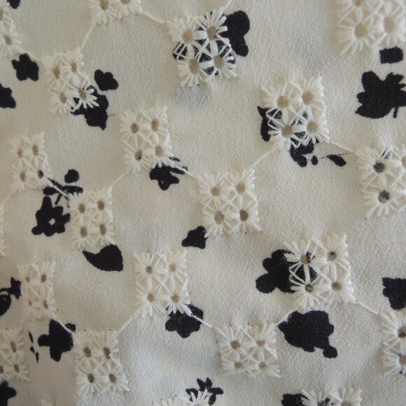 Traffic People White & Black Embroidered Mollie Blouse L - Picture 6 of 8